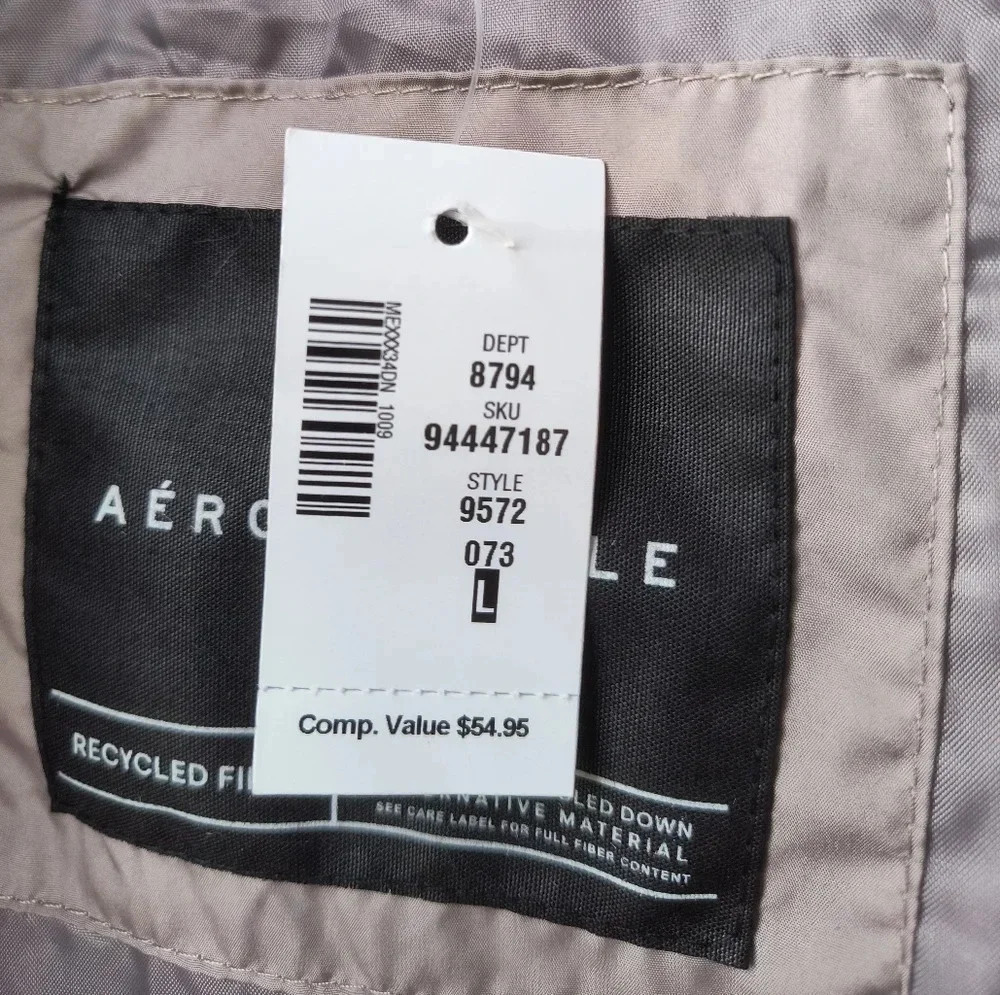 Aeropostale Cropped Quilted Gorpcore Puffer Zipper Vest, L, NWT - Picture 4 of 8